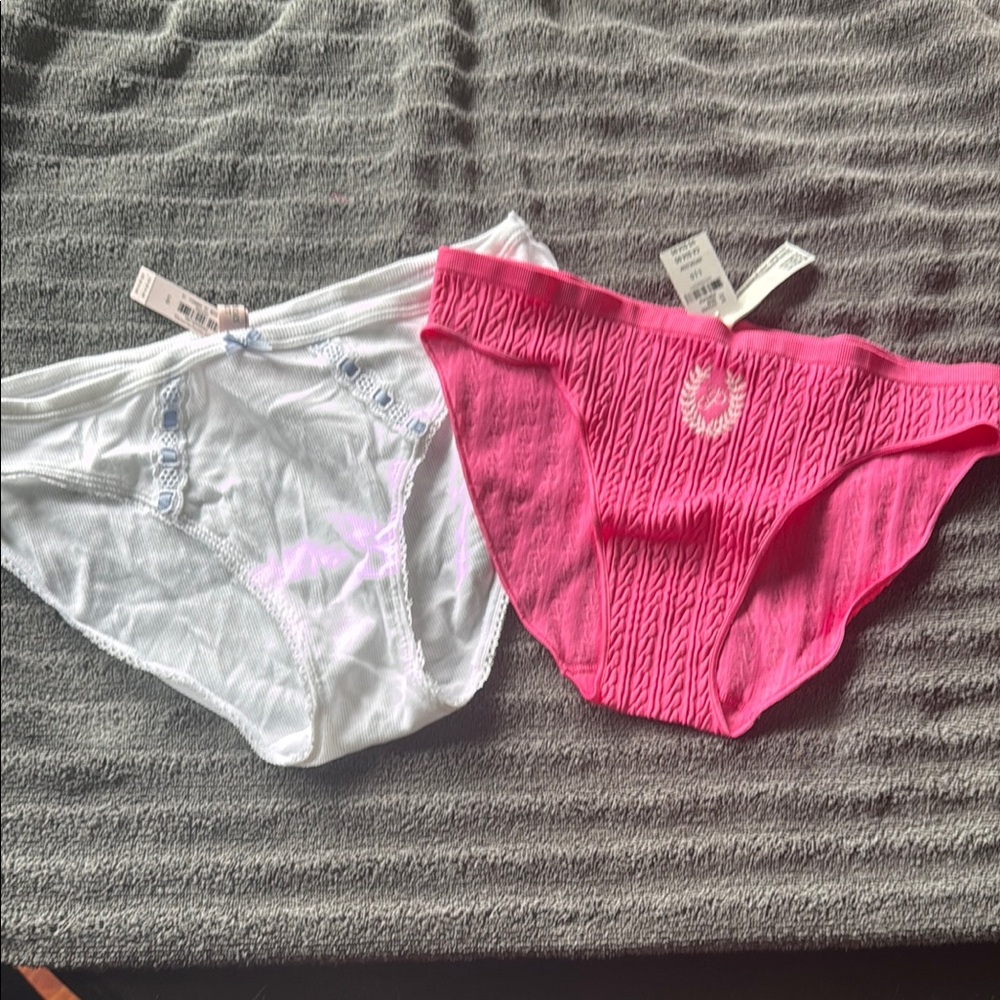 NWT VS Pink and White Bikini Set - Large